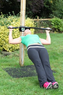 Inverted Row Wide Grip With Fitness Tree On Rubber Grass Mat